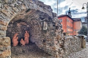 Torna il presepe in piazza Castello