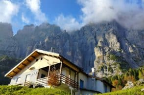 Tetto e fotovoltaico nuovi, lavori finiti al 7° Alpini sulla Schiara