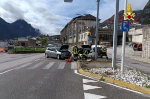 Scontro tra due auto a Longarone: una persona ferita