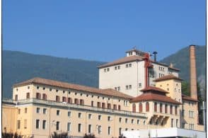 10 milioni per il mercato estero: inaugurata a Pedavena la nuova linea di imbottigliamento