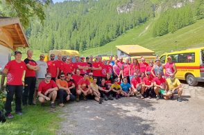 Trenta ore sotto terra: maxi esercitazione speleologica nella Grotta di Aladino