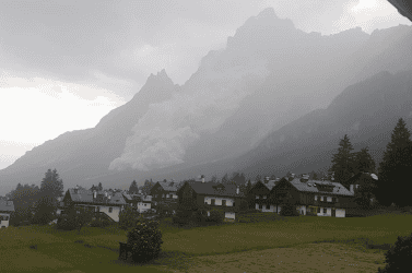 Un pezzo di Dolomiti si sgretola: collassa la Croda Marcora