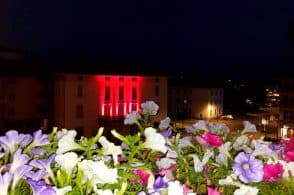 Luci e solidarietà: si celebra la Giornata mondiale del donatore di sangue