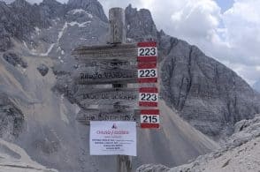 Recuperato escursionista bloccato sulla Ferrata Berti. Chiusa per la frana