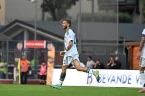 Clemenza risponde a Mancini: pari in rimonta a Verona
