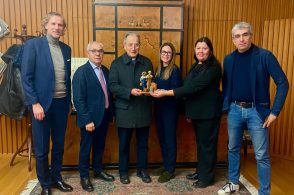 Nel presepe della Cattedrale arriva il lavoro che costruisce comunità