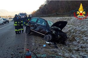 Incidente sul Boscon: auto fuori strada, ferito il conducente