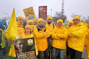 «No al Mercosur», agricoltori in strada a Strasburgo