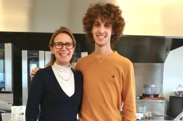 Palma D’Onofrio incorona il “Contadino Simo”: «Ha grande passione»