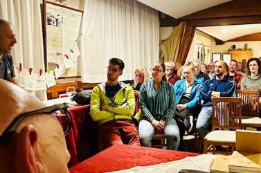 “Sulle tracce dei camorz”: storie e memoria della Schiara tra parole e disegni