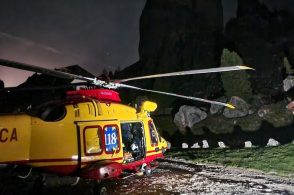 Recupero notturno alle Cinque Torri, salvati due giovani alpinisti