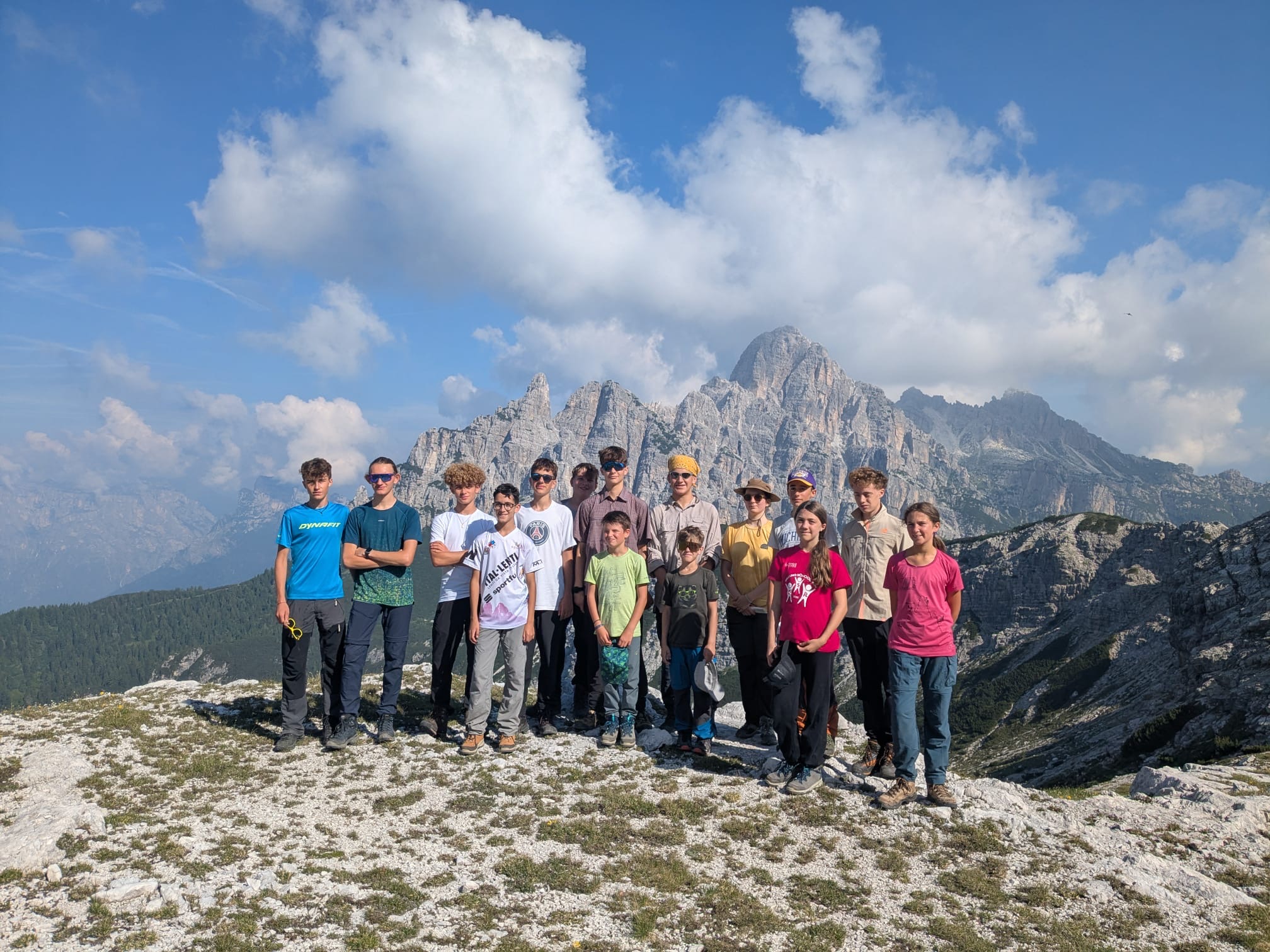 https://www.newsinquota.it/wp-content/uploads/2026/06/cai-belluno.jpeg