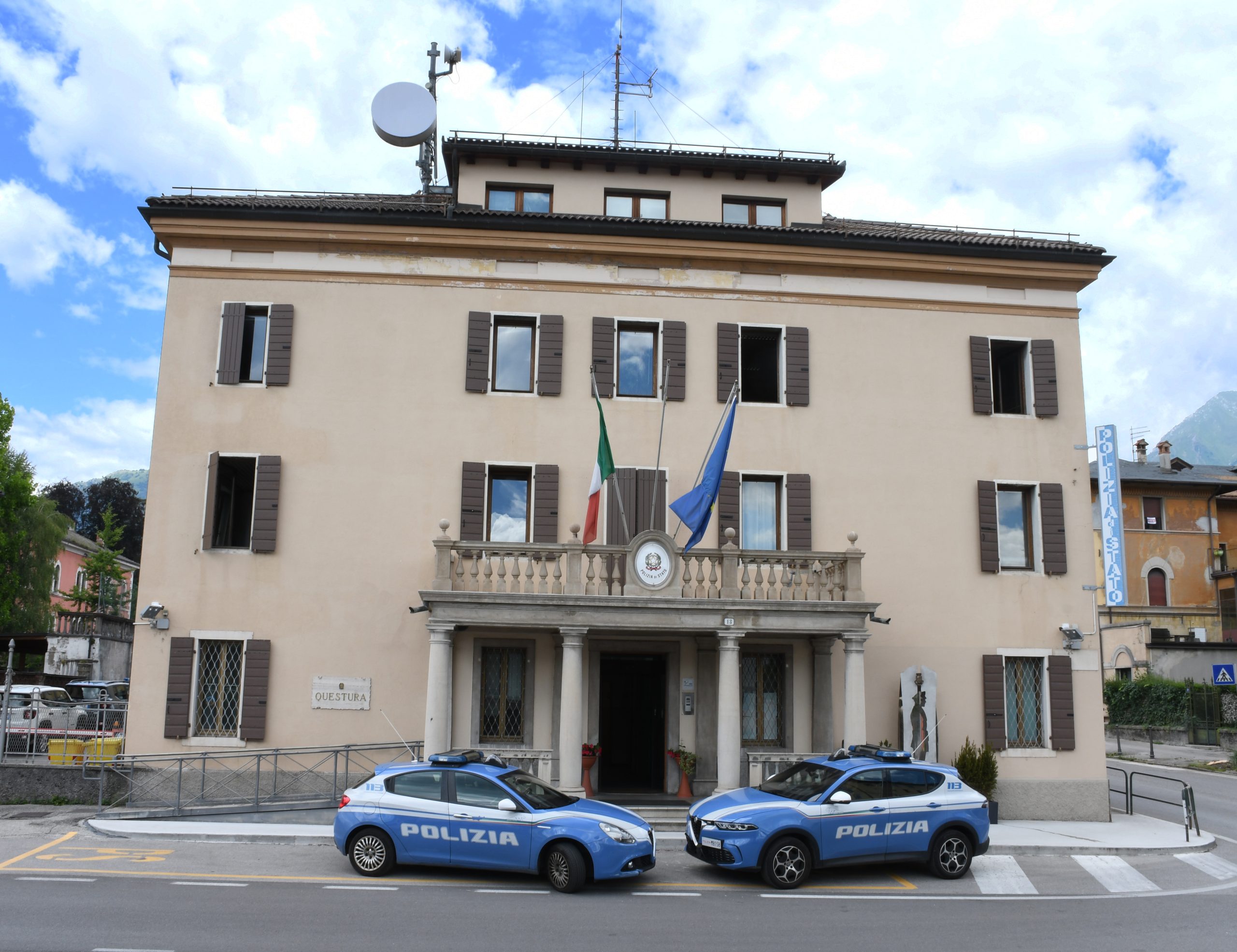 https://www.newsinquota.it/wp-content/uploads/2026/07/Questura-di-Belluno.-Foto-di-repertorio-per-i-comunicati-stampa-scaled.jpg