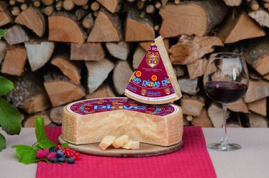 Piave Dop d’oro in Inghilterra: il formaggio bellunese conquista il mondo