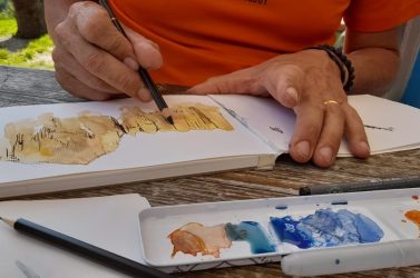 “Disegni e storie sotto la Schiara”: la montagna abbraccia l’arte al Settimo Alpini