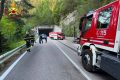 Sidecar fuori strada a Pontesei: muore 55enne padovano