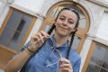 Emma Gerlin, da Belluno a Milano: la giovane designer vola in finale a Mittelmoda