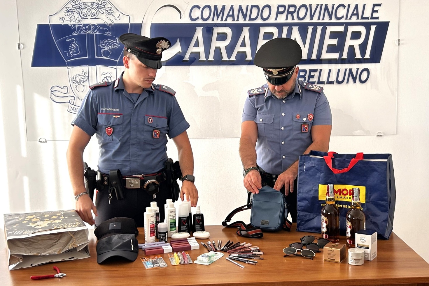 https://www.newsinquota.it/wp-content/uploads/2026/09/carabinieri.jpg