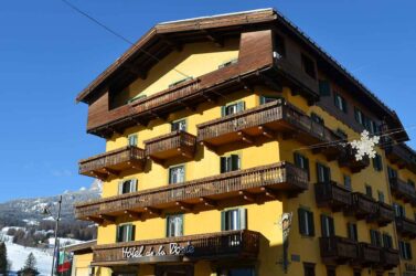 La famiglia Vacchi acquista l’Hotel de la Poste